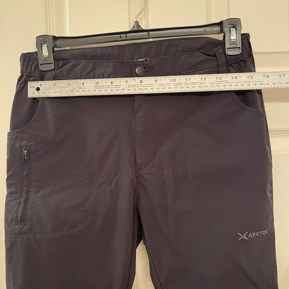 Arctix Women's Black Outdoor Hiking Shorts | Zip Pockets | Size M - Picture 7 of 9